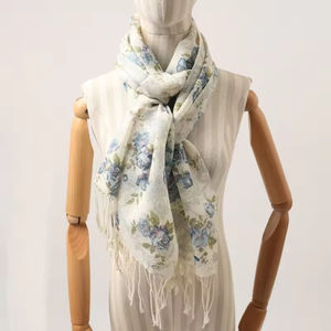 Bufanda Floral Boho de Lujo Premium, Rosa y Crema, Azul Cielo, Chal Suave Tejido con Estampado Botánico, Venta al Por Mayor OEM - Product Image 6