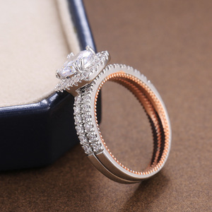 Set di Anelli Bicolore con Zirconia Cubica per Donne, Anelli Impilabili alla Moda - Product Image 3