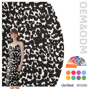 Tela tejida de 48% de rayón viscosa orgánica de alta calidad 52% para camisas, pantalones, vestidos y trajes, precio competitivo, transpirable - Product Image 1