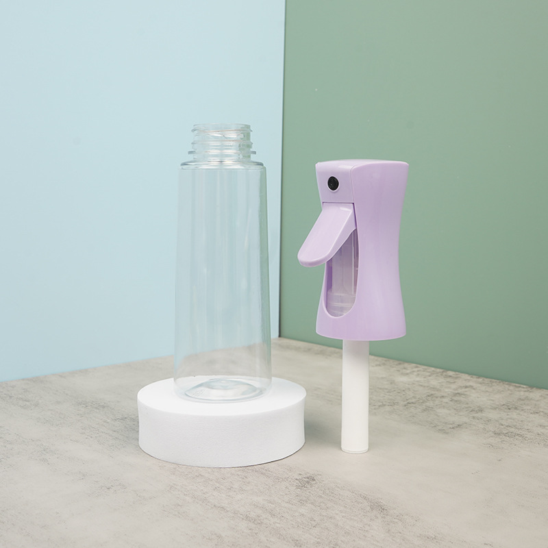 สีม่วงอ่อน