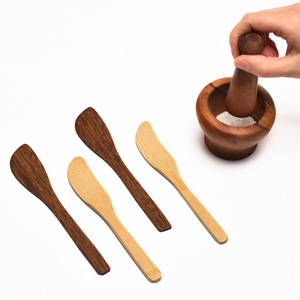Ensemble d'ustensiles pour raviolis et wontons, comprenant une cuillère à garnir, une cuillère, un couteau à beurre, un couteau à ailes de poulet gravé et non peint, et - Product Image 3