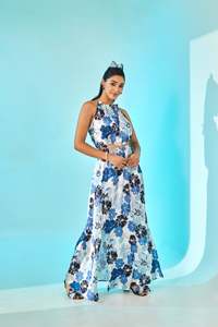 Robe longue à imprimé floral bleu, robes décontractées pour femmes, avec tissu léger, design à volants superposés, coupe confortable - Product Image 2