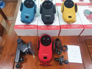 Chargeur sans fil à charge rapide 10W avec adaptateur de chargeur de voiture à serrage automatique, chargeurs de téléphone pour voiture pour <span class=keywords><strong>iPhone</strong></span> pour Samsung - Product Image 3