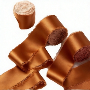 ริบบิ้นชีฟองเนื้อนุ่มทำมือ ขอบดิบ แต่งลายดอกไม้ สำหรับห่อช่อดอกไม้งานแต่งงาน วัสดุโพลีเอสเตอร์ แบบม้วน - Product Image 1