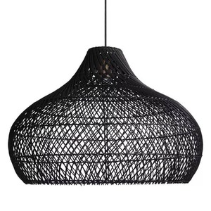 Lámpara colgante de ratán Latigo hecha a mano, lámpara de techo tejida natural Bohemia con base de bombilla E26, tamaño pequeño para decoración del hogar e interiores - Product Image 1