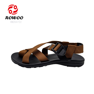 Vente en gros <span class=keywords><strong>Sandales</strong></span> d'été d'extérieur personnalisées en caoutchouc EVA pour femmes <span class=keywords><strong>Pieds</strong></span> <span class=keywords><strong>nus</strong></span> de grande taille pour les sports de randonnée pour les jeunes - Product Image 4