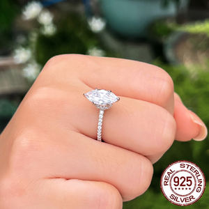 Cincin Pertunangan Perak Sterling S925 dengan Batu Zirkon Kubik Besar Potongan Marquise Terbaru yang Menawan untuk Wanita, Perhiasan Pernikahan Pengantin - Product Image 4