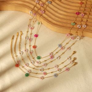 Conjunto de collar y pulsera de flores de cristal artificial hechas a mano para mujer estilo Ins Sweet Cute con cadena de acero - Product Image 1