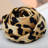 Aksesoris Rambut/Bros Bunga 3D Motif Leopard Plastik Buatan Tangan Retro, Sporty, Cocok untuk Semua Musim, Diameter 5cm, Hiasan Pakaian