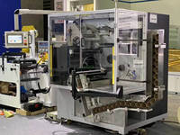 Machine d'impression flexographique d'étiquettes avec Servocommande Découpeuse Rotative Avec Un Semi Automatique Poinçonneuse À Tourelle