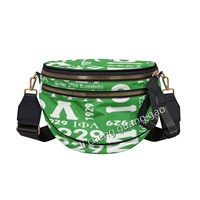 Sac bandoulière en forme de coquille Iota Phi Lambda, design élégant avec lettres grecques, sac coquille unisexe, sac bandoulière de voyage en plein air