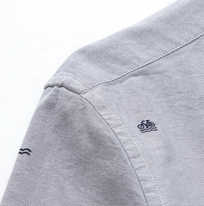 <span class=keywords><strong>Camicia</strong></span> da uomo all'ingrosso 100% in cotone <span class=keywords><strong>Oxford</strong></span> ricamato azzurro chiaro Casual a maniche lunghe Button-Down con stampa personalizzata <span class=keywords><strong>camicia</strong></span> elegante - Product Image 5