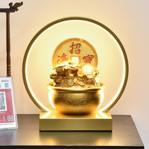 Fontaine décorative de bureau en forme de crapaud doré avec lumière et fonction humidificateur pour le bureau ou la décoration d'étude - Product Image 1