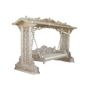 Jhula sculptée en métal argenté pour mariage indien, balançoire de mariage indienne, balançoire de mariage musulmane, décoration Jhula, ensemble de balançoires en bois pour mariage australien - Product Image 1