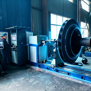 Machine d'équilibrage dynamique YYW-5000kg en promotion - Haute précision pour pompes, ventilateurs et rotors d'arbres - Product Image 1
