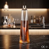 Bouteille en verre triangulaire élégante, bouteille de liqueur pyramidale, flacon à spiritueux haut et mince pour Tequila, Vodka, Gin de qualité supérieure, articles de bar de luxe