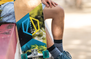 Planche de skate cruiser en bois d'érable canadien AZTRON FOREST 7 plis, style old school, pour surf skate - Product Image 2