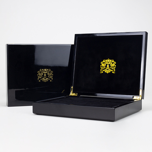 Cajas de madera de laca de piano personalizadas, caja magnética de MDF para joyería, paquete de reloj de perfume, caja de perfume de madera - Product Image 1