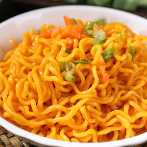 Fideos Coreanos Fritos Picantes y Ácidos Dente en Bolsa - Comida Instantánea para Dormitorio - Product Image 6