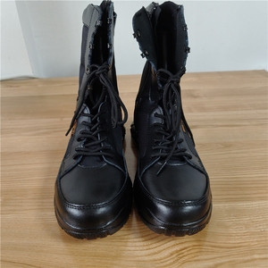 รองเท้าบูทหนังวัวกลับสีดำ รุ่น TSB01 ของ Stock Wholesales น้ำหนักเบาพิเศษ พร้อมซิปด้านข้าง - Product Image 6