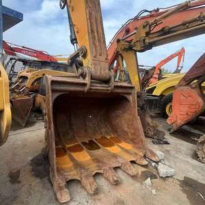Excavatrice sur chenilles Hyundai 520 de 52 tonnes, modèle 2022, moteur Cummins, godet de 3 m, moteur de bonne qualité - Product Image 3