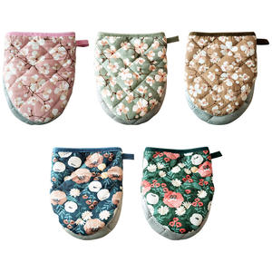 Mitaines de four en coton à motif floral, gants résistants à la chaleur en forme de cœur pour utilisation au four, 15x20cm - Product Image 5