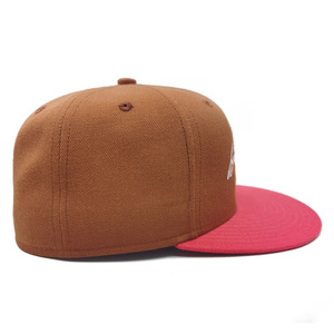 Sombrero de hip-hop completamente cerrado personalizado estilo americano calle 3D bordado sombrero plano cabeza grande 100% algodón común Unisex cuatro estaciones duro - Product Image 3