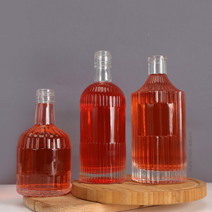 Botellas de Licor con Rayas Verticales y Diseño Acanalado de 375 ml, 500 ml, 700 ml y 750 ml, Botellas Personalizadas para Tequila y Ginebra - Product Image 5