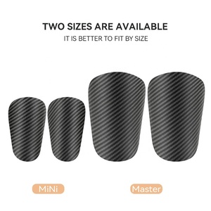 Oferta Caliente: Mini <span class=keywords><strong>Espinilleras</strong></span> <span class=keywords><strong>de</strong></span> Fútbol para Niños con Patrón <span class=keywords><strong>de</strong></span> Fibra <span class=keywords><strong>de</strong></span> Carbono, Inserto Delgado - Product Image 3