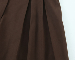<span class=keywords><strong>Pantalon</strong></span> plissé à taille cintrée personnalisé pour femme, collection Printemps 2026 - Style vintage décontracté, couleur unie, OEM/ODM par une usine de vêtements chinoise - Product Image 4