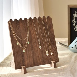 ที่เก็บสร้อยคอไม้ ชั้นวางโชว์เครื่องประดับสำหรับใช้ในบ้านและห้องนอน - Product Image 1