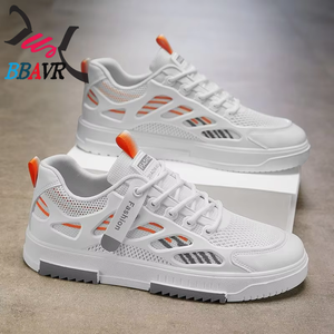 Zapatillas Blancas de Verano 2025 para Hombre, Diseño Transpirable de Malla, Cierre con Cordones, Versátiles, Deportivas, Casuales, para Estudiantes - Product Image 2