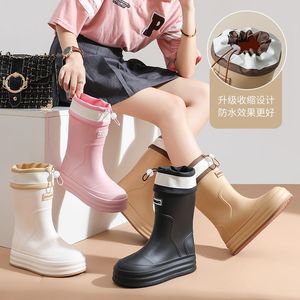 <span class=keywords><strong>Botas</strong></span> de lluvia impermeables con suela gruesa para mujer, <span class=keywords><strong>botas</strong></span> cortas antideslizantes de estilo coreano a la moda para exteriores para todas las estaciones - Product Image 1
