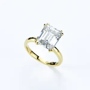 Hot販売18 18k Yellow Gold Jewelery/Jewelry DEF色Emeraldカットダイヤモンドモアッサナイト結婚指輪