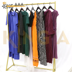 Mùa Hè Phụ Nữ Ăn Mặc Với Nút Mỏng Phù Hợp Với Một Dòng Ăn Mặc Phụ Nữ Sử Dụng Ăn Mặc Thứ Hai Tay Quần Áo - Product Image 1