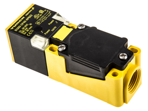 BI30U-CP40-AP6X2 Inductive Sensor -30mm Sensing/Fast Detect -IP68 UPVC for Workshop Automation - Product Image 2