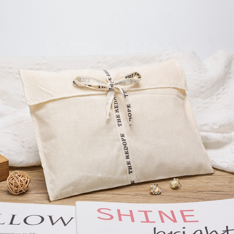 doorgift packaging pouch