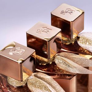 Capuchon de parfum en alliage de <span class=keywords><strong>zinc</strong></span> hautement poli OEM&ODM, couvercle métallique de luxe personnalisé - Product Image 1