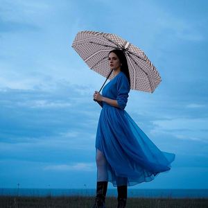 Parapluie Automatique Pliant Personnalisé en Gros pour Femmes et Hommes – Nouveauté, Portable, avec Logo, Idéal pour la Pluie, Cadeaux d'Affaires et Publicité - Product Image 4