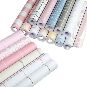 <span class=keywords><strong>Papier</strong></span> <span class=keywords><strong>peint</strong></span> auto-adhésif en PVC de 45 cm, revêtement mural pelable et collant, imperméable, antistatique, à motifs floraux, dessins animés, rayures, vente en gros, sur mesure - Product Image 1