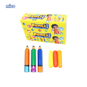 Bâtonnet de chewing-gum fruité FUN DEVIL STICK LONG BUBBLE GUM en boîte - Product Image 4