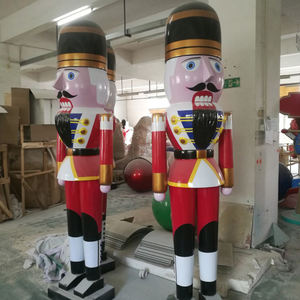 Sculpture <span class=keywords><strong>de</strong></span> roi <span class=keywords><strong>casse</strong></span>-noisettes en fibre <span class=keywords><strong>de</strong></span> verre pour extérieur, idéale pour la décoration <span class=keywords><strong>de</strong></span> Noël et d'événements, en résine, pour affichage festif en centre commercial - Product Image 4