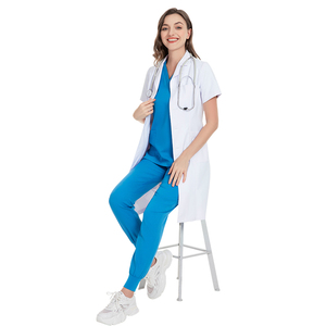 Uniforme Médico Personalizado con Logotipo para Hombre y Mujer, Bata <span class=keywords><strong>de</strong></span> <span class=keywords><strong>Laboratorio</strong></span> Blanca con Cuello <span class=keywords><strong>de</strong></span> Solapa, Manga Corta, Bata <span class=keywords><strong>de</strong></span> Doctor, Bata Quirúrgica <span class=keywords><strong>de</strong></span> Hospital - Product Image 1