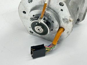 Nouveau moteur servo robotique 3HNP01724-<span class=keywords><strong>1</strong></span> <span class=keywords><strong>PS</strong></span> 130/6-50-P-PMB-4329 Plc Garantie de 12 <span class=keywords><strong>mois</strong></span> - Product Image 4