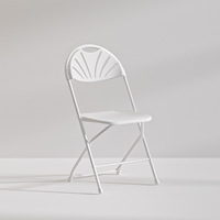 Chaises pliantes modernes en plastique léger avec dossier éventail pour la vente en gros, idéales pour les événements, les jardins, les fêtes, l'extérieur et les locations de parcs
