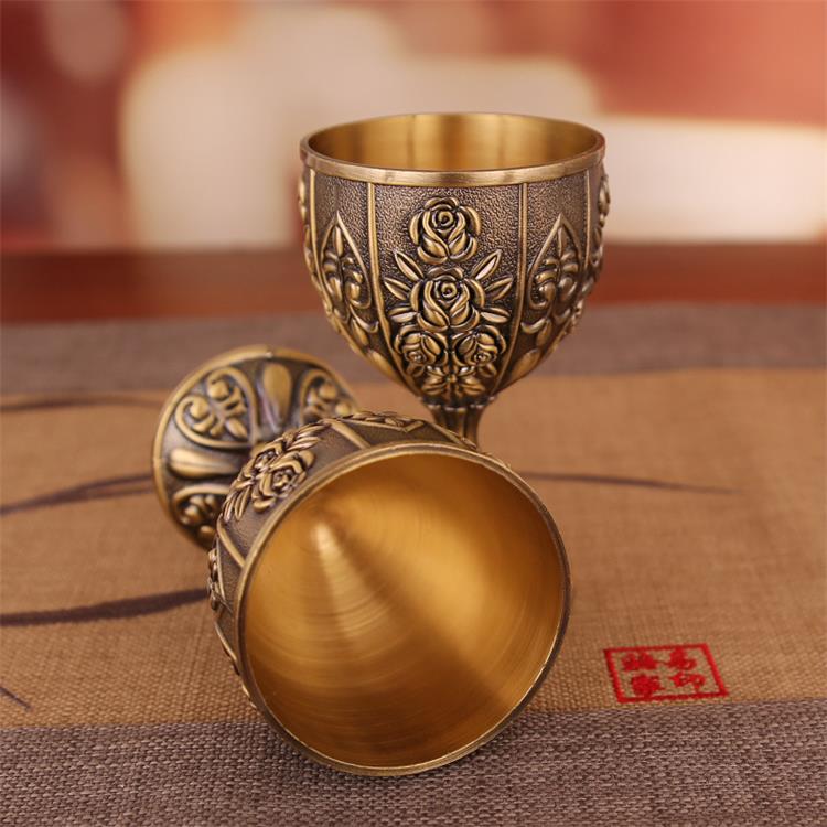 Copa De Vino Medieval Relieve Plata: Cáliz Vintage De Aleación De Zinc Para Decoración