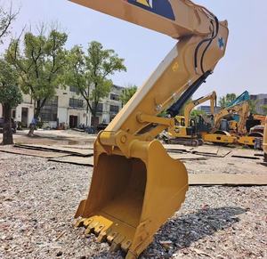 Excavatrice Cat324D d'occasion 2022 avec une masse opérationnelle de 24 tonnes, moteur C7, boîte de vitesses, pompe, puissance de 142 kW, 700 heures de fonctionnement, à vendre - Product Image 5