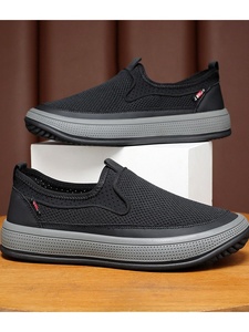 Zapatillas de running de verano para hombre Beauty Manual, diseño de malla de una sola capa, transpirables, suaves, con logo de cuero, sin cordones, estilo casual y a la moda. - Product Image 4