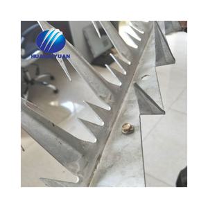 Offre Spéciale pointe de mur anti-escalade de haute sécurité pointe de mur de rasoir avec fil barbelé de finition enduit de poudre d'acier galvanisé pour des prisons - Product Image 1