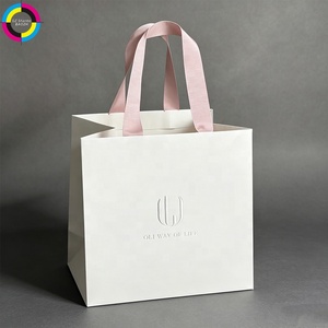 Sac fourre-tout en papier floral carré avec poignée en ruban de satin, logo imprimé personnalisé, sac cadeau en papier pour bouquet, emballage de vente au détail - Product Image 2